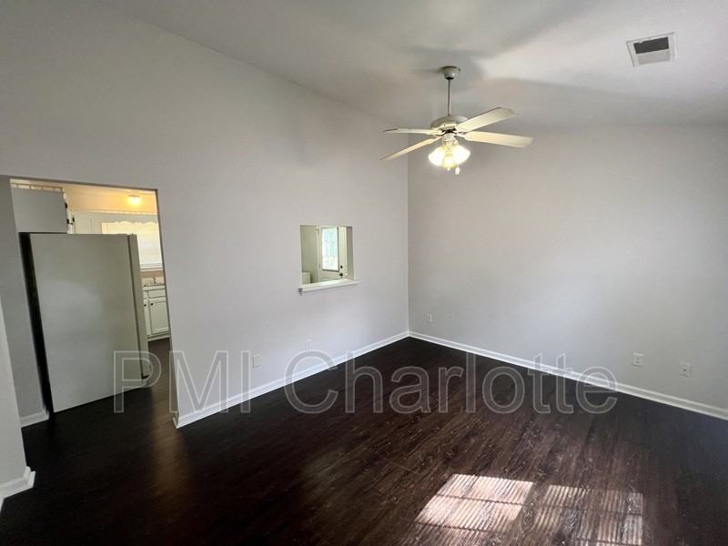 6204 Easter Ln - Photo 2 of 12