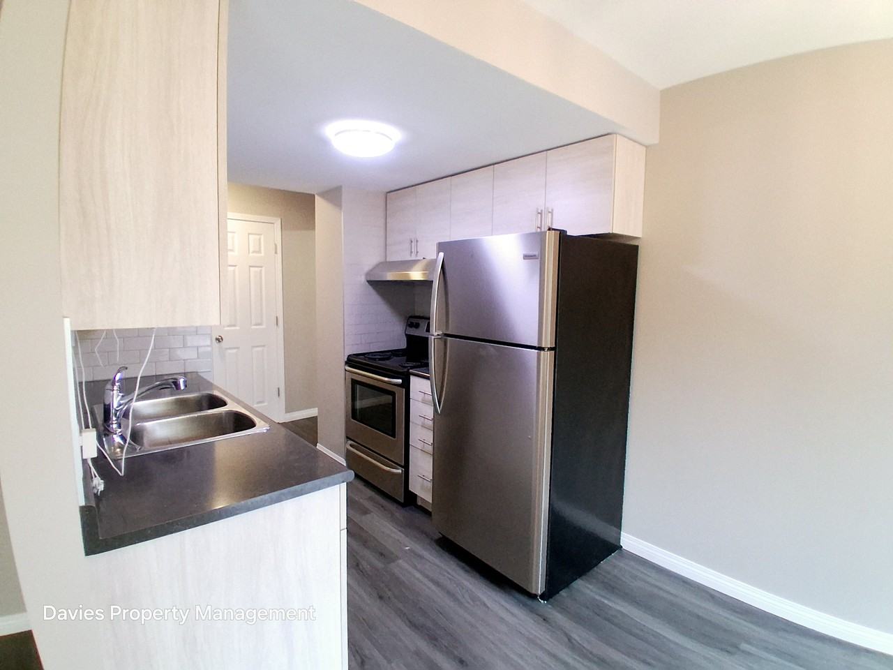 460 Abbottsfield Rd Nw - Photo 2 of 19