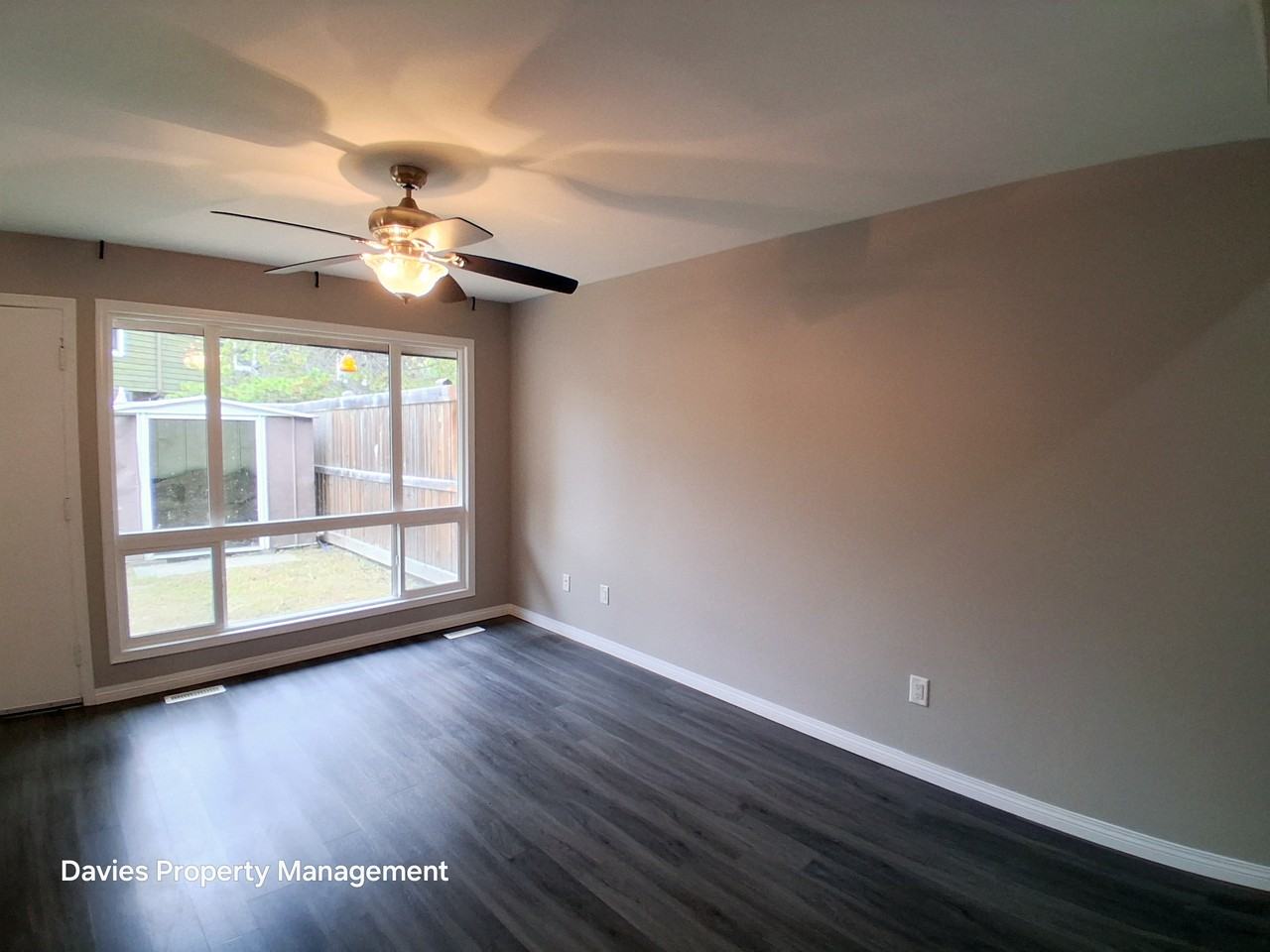 460 Abbottsfield Rd Nw - Photo 4 of 19