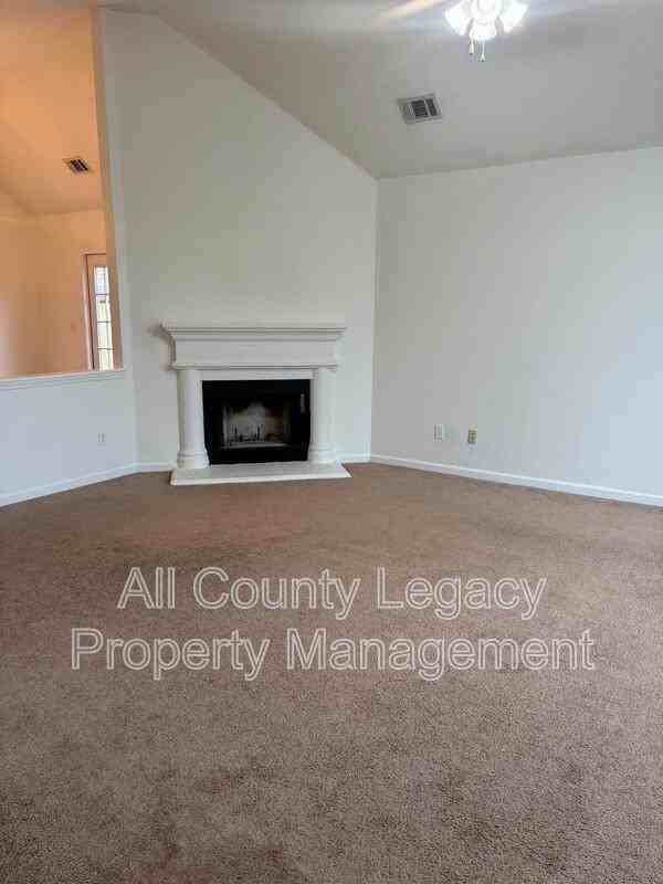 2803 Newtons Crest Cir - Photo 3 of 17