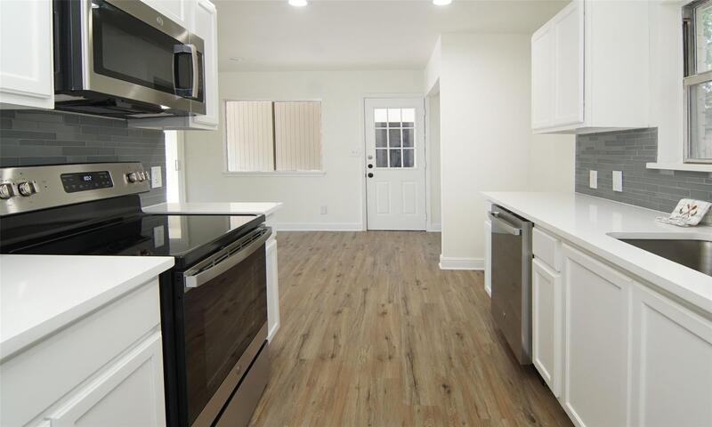 619 9th St - Photo 5 of 19
