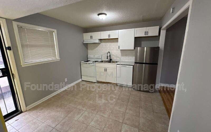 34 N Idlewild St #7 - Photo 4 of 11