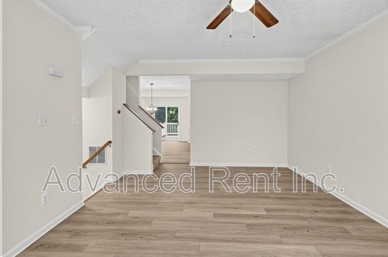 1424 Roman Ridge Way - Photo 5 of 30
