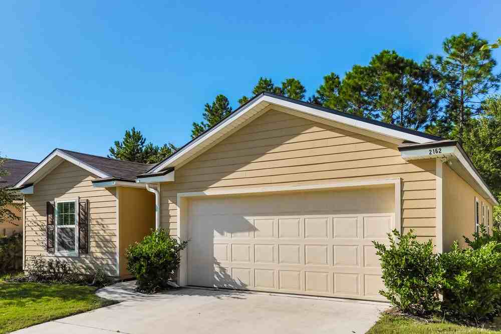 2162 Tyson Lake Dr - Photo 4 of 16