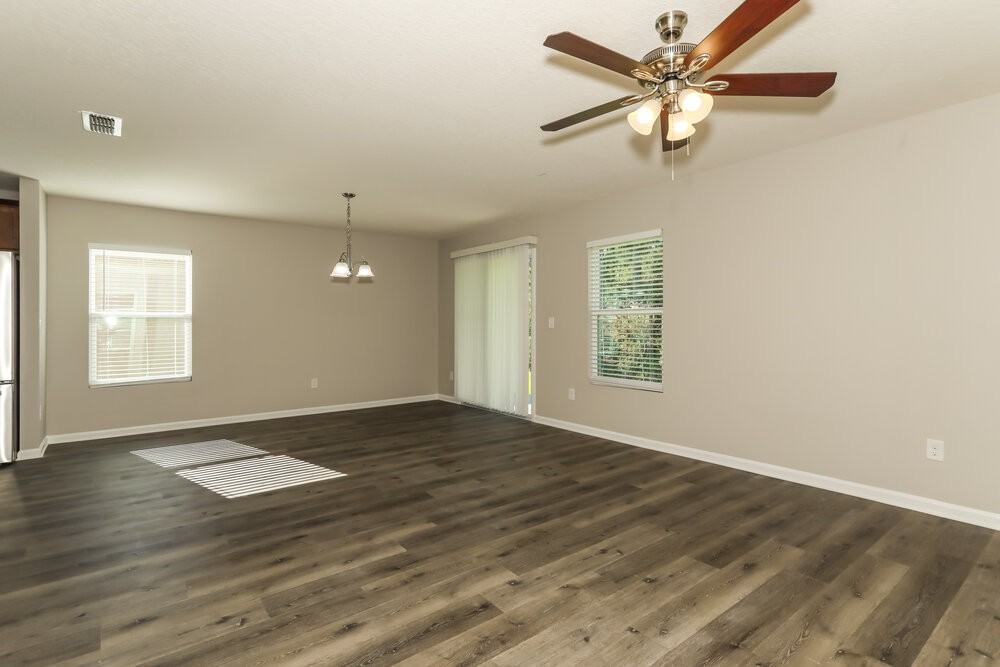 2162 Tyson Lake Dr - Photo 5 of 16