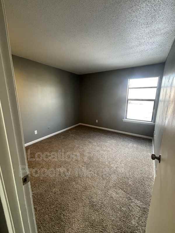 634 Arkansas St - Photo 7 of 8