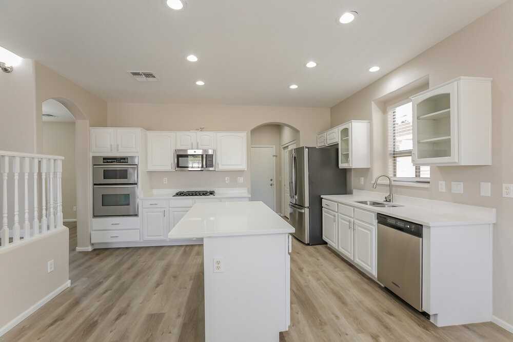 8509 S 47th Ln - Photo 6 of 17