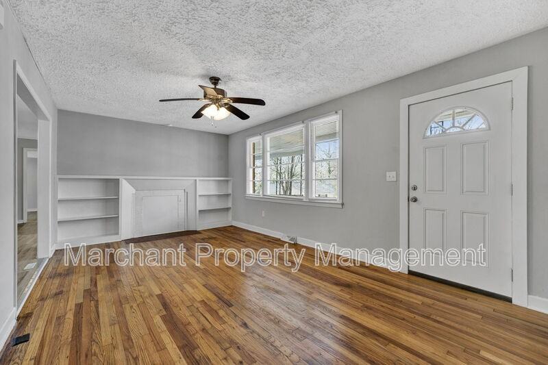 17 Miracle Dr - Photo 7 of 36