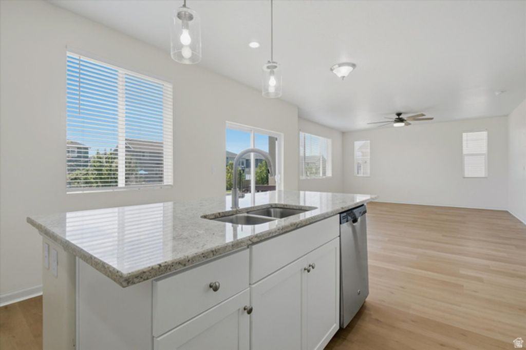 49 West Paper Bark Street - Photo 3 of 42