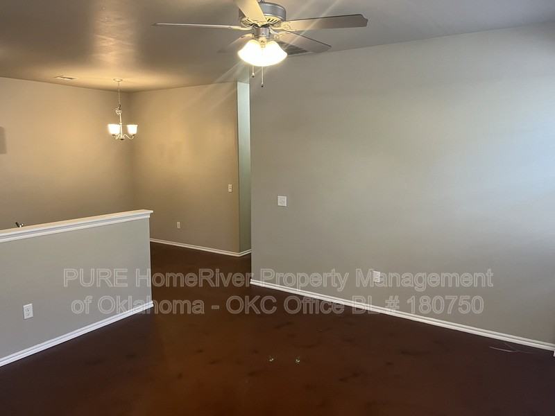 214 Ashley Dr - Photo 2 of 17