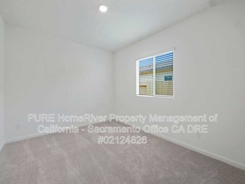 5065 Limington St - Photo 7 of 35
