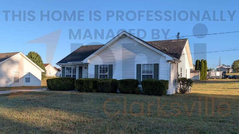 1279 Silver Star Dr - Photo 3 of 4