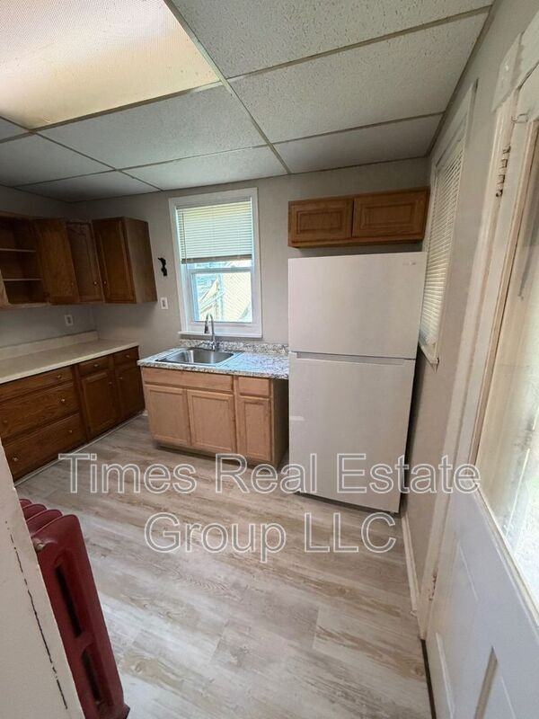 226 Dock St #1 - Photo 7 of 16