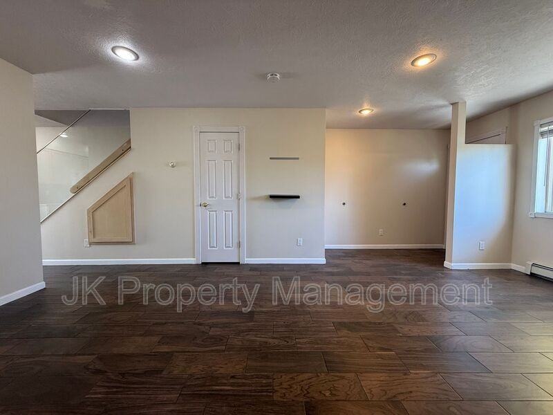 1508 5th St Nw #3 - Photo 7 of 42