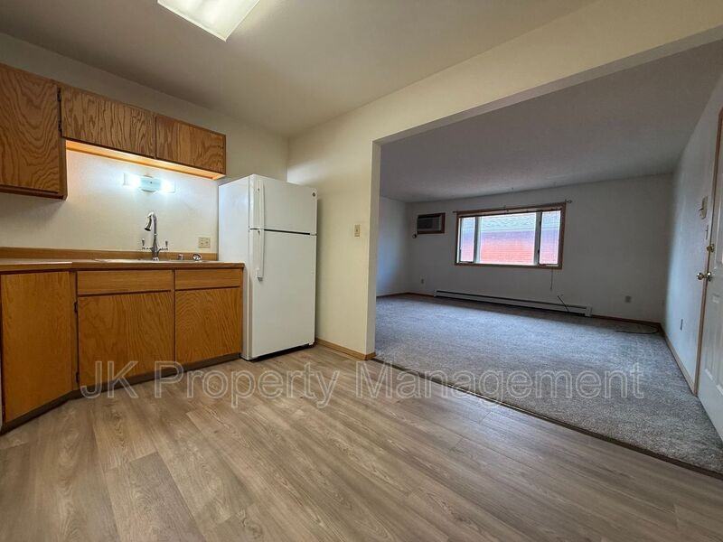3532 11th Ave S #10 - Photo 7 of 18