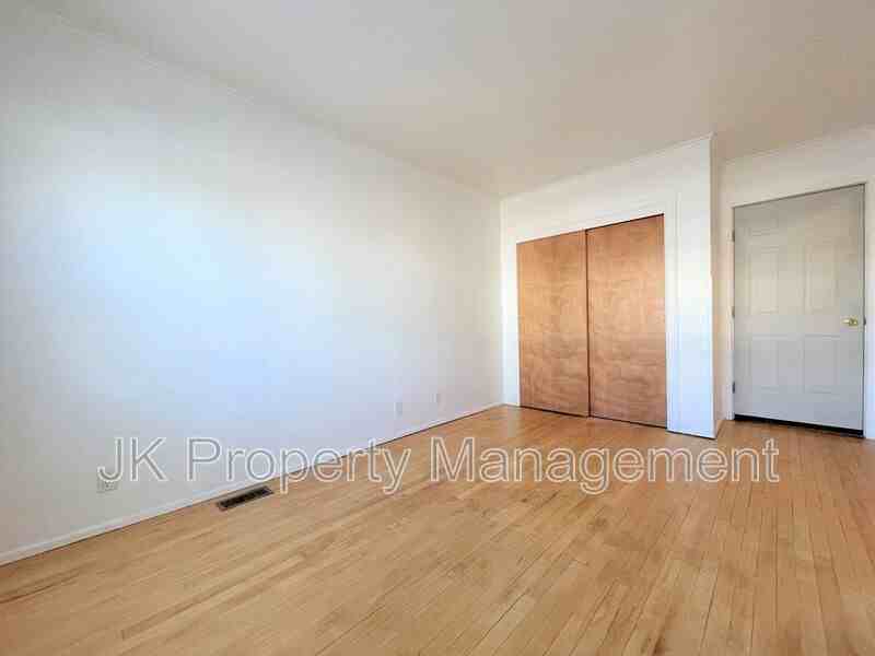 1500 Smelter Ave Ne #3 - Photo 3 of 7