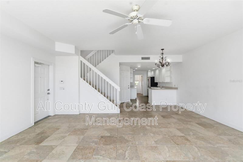 1418 Burgos Dr - Photo 4 of 29