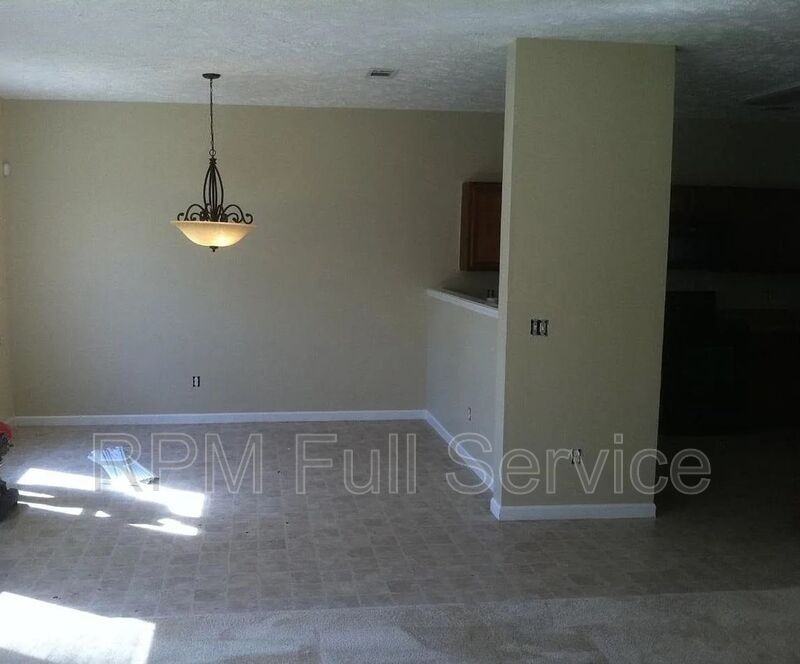 7804 Oakfield Grv - Photo 4 of 50