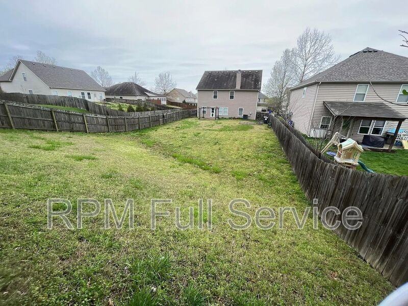 7804 Oakfield Grv - Photo 6 of 50
