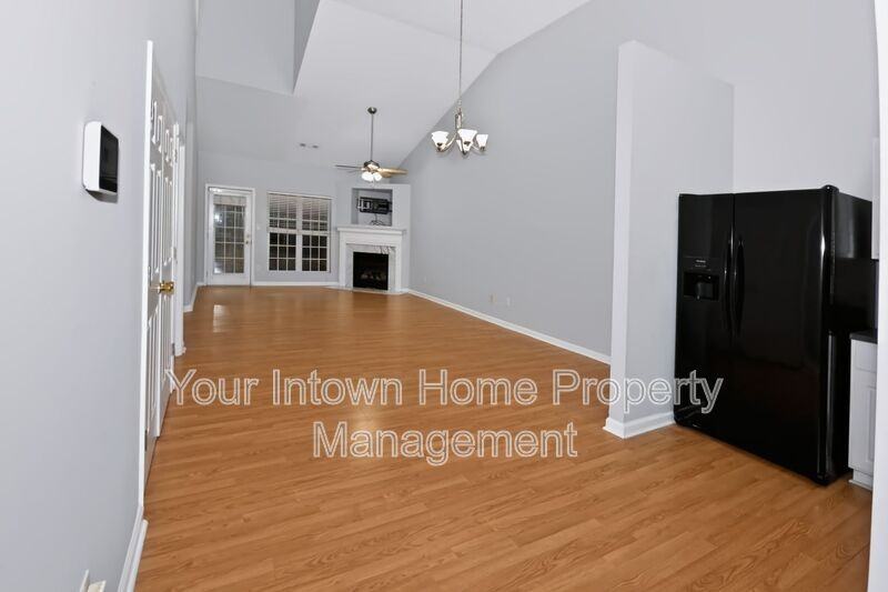 6697 Sunset Ct - Photo 3 of 24