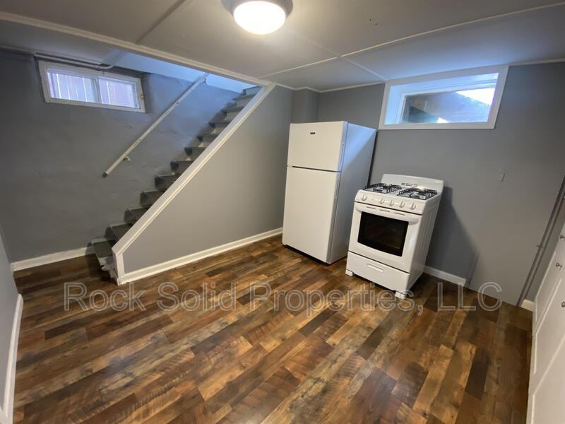 2414 Reed Ave - Photo 4 of 13