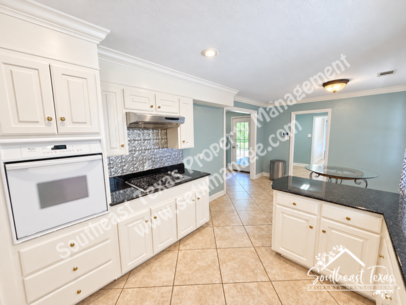 6030 Zenith St - Photo 5 of 28