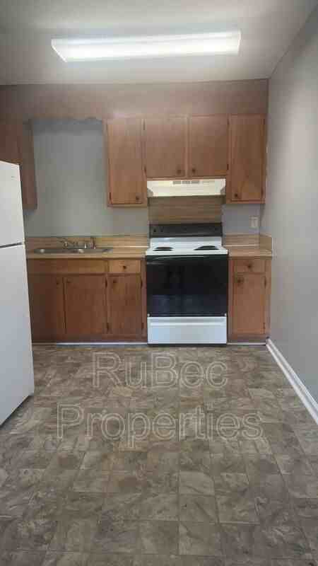 472 S King St - Photo 5 of 10