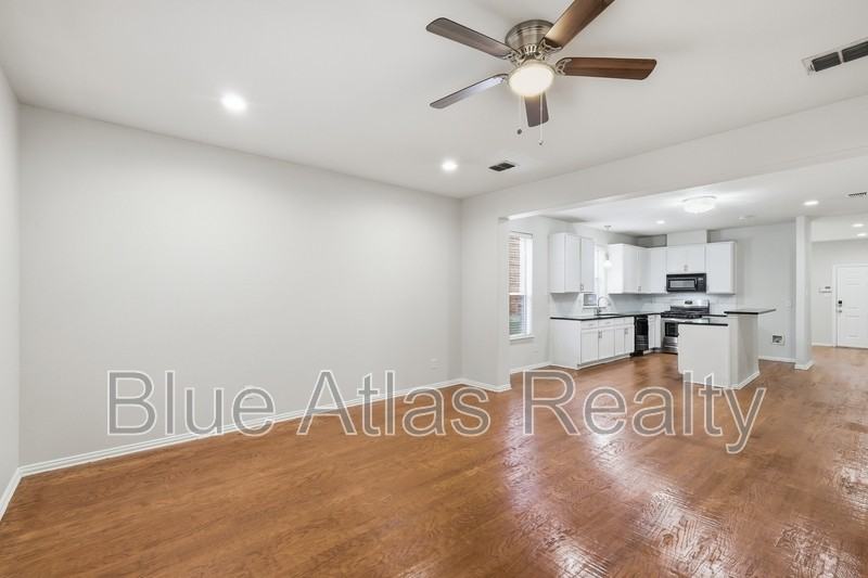 2248 Jaguar Dr - Photo 2 of 31