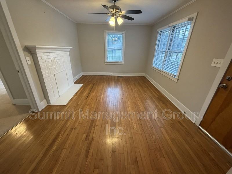 5118 Newton Dr Ne - Photo 4 of 22