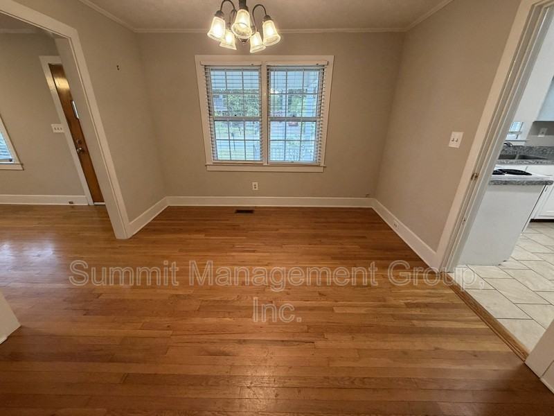 5118 Newton Dr Ne - Photo 7 of 22