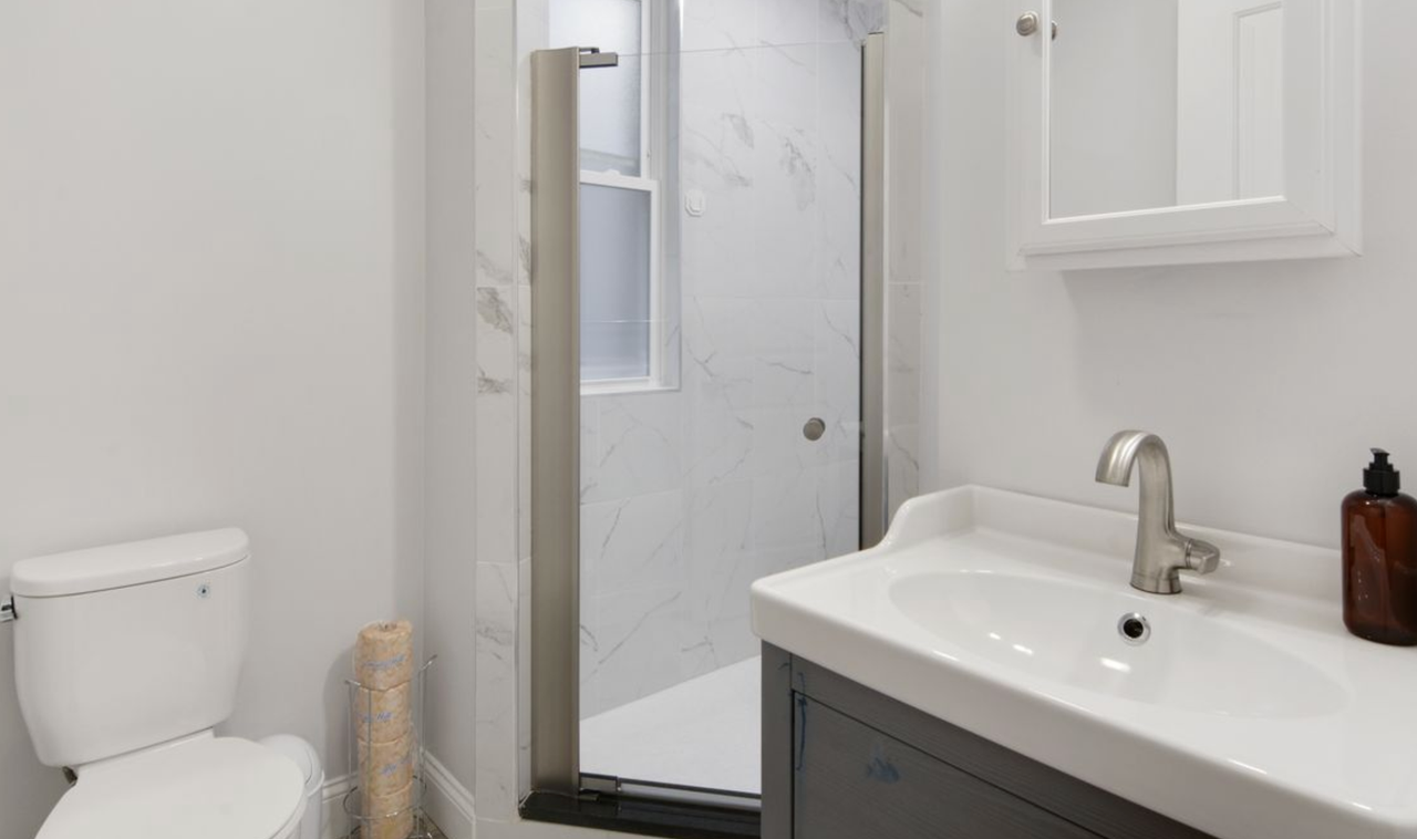 188 Kelton St - Photo 7 of 22