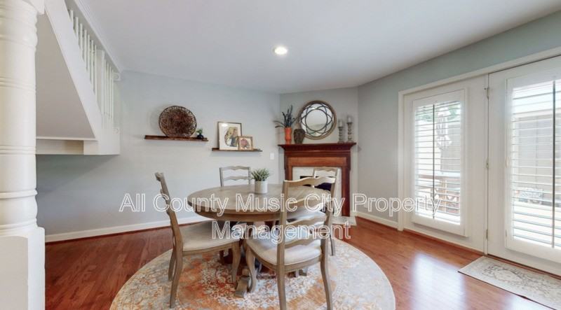 8207 Sawyer Brown Rd #J7 - Photo 3 of 9
