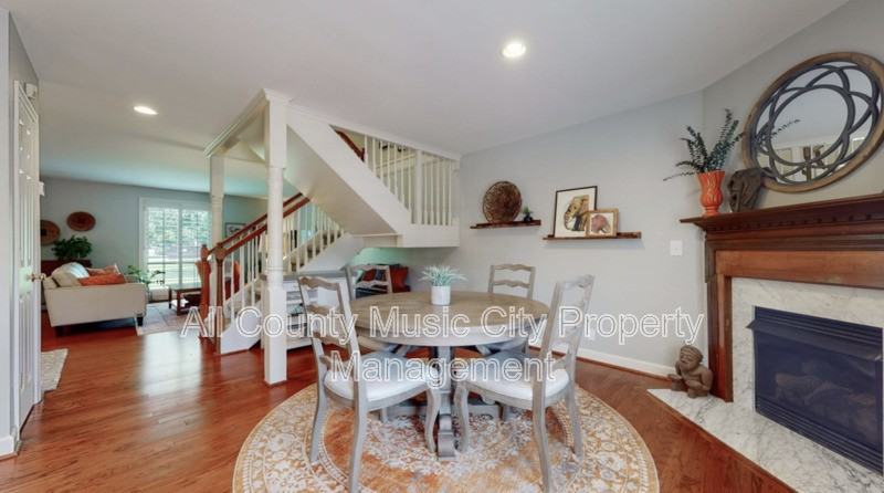 8207 Sawyer Brown Rd #J7 - Photo 4 of 9