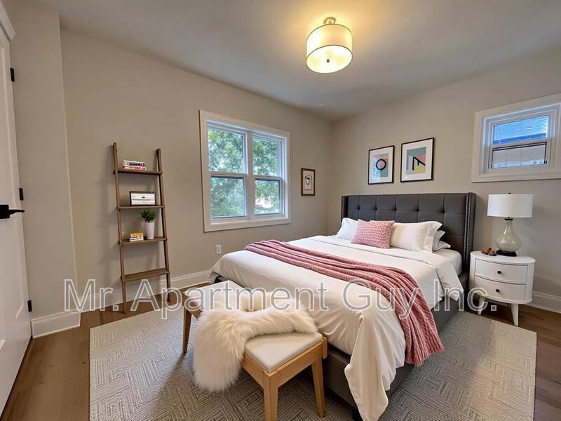 34 Moore Ave N - Photo 6 of 18