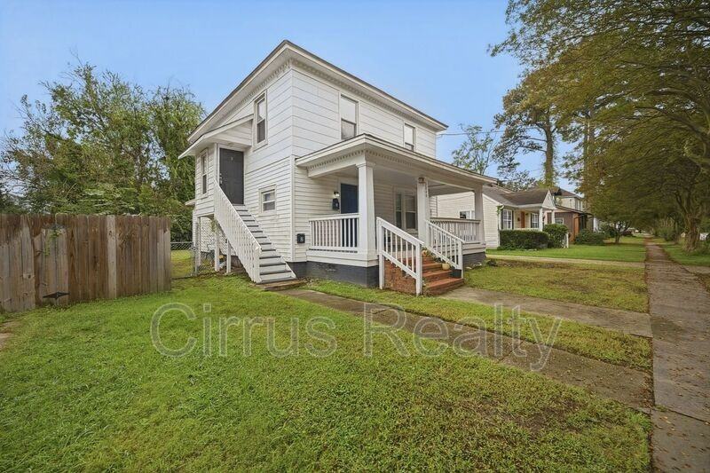 2840 Ballentine Blvd #2 - Photo 2 of 17