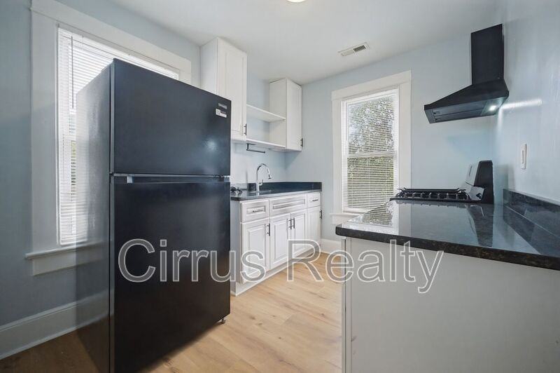 2840 Ballentine Blvd #2 - Photo 6 of 17