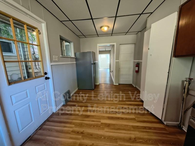 50 N 7th St - Photo 4 of 13