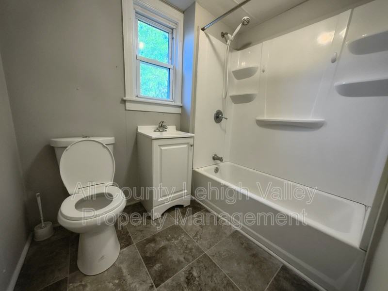 50 N 7th St - Photo 7 of 13