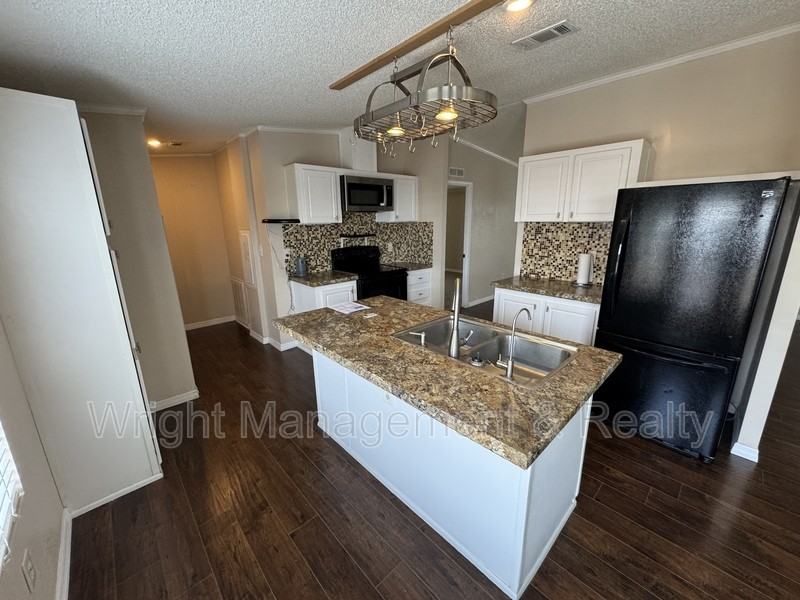 8471 Fantasia Park Way - Photo 7 of 21