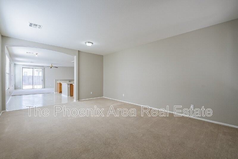 3103 W Dancer Ln - Photo 2 of 50