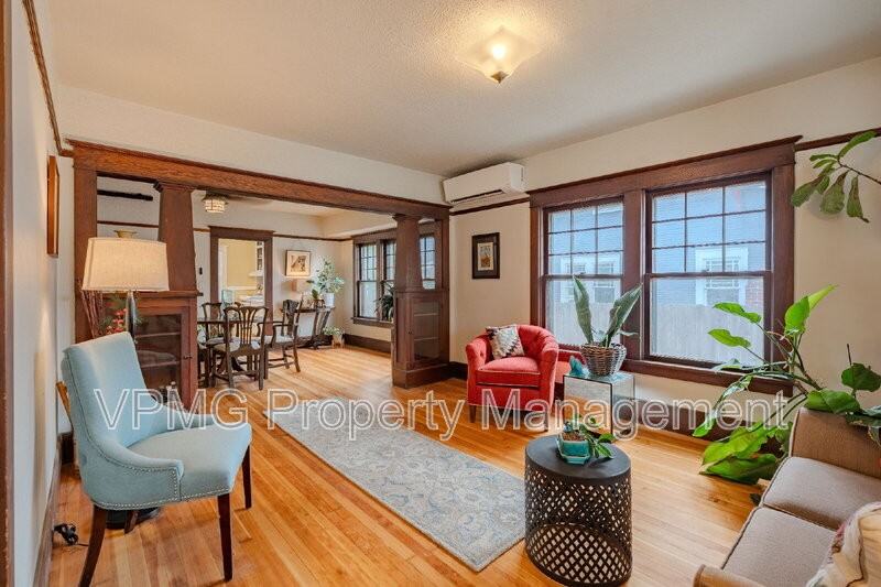 513 W Fourth Plain Blvd - Photo 5 of 33