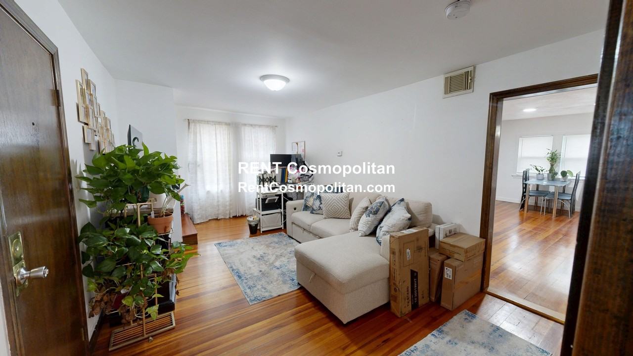 227 Cross St #3 - Photo 3 of 9