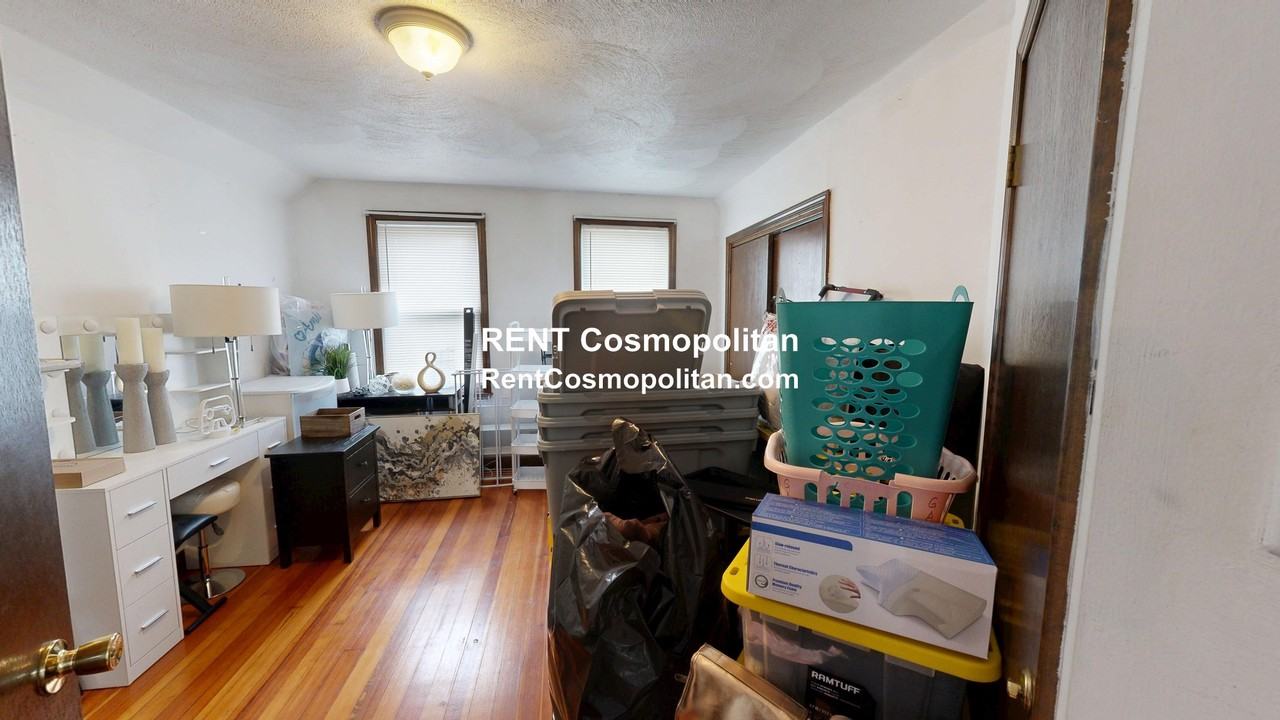227 Cross St #3 - Photo 7 of 9