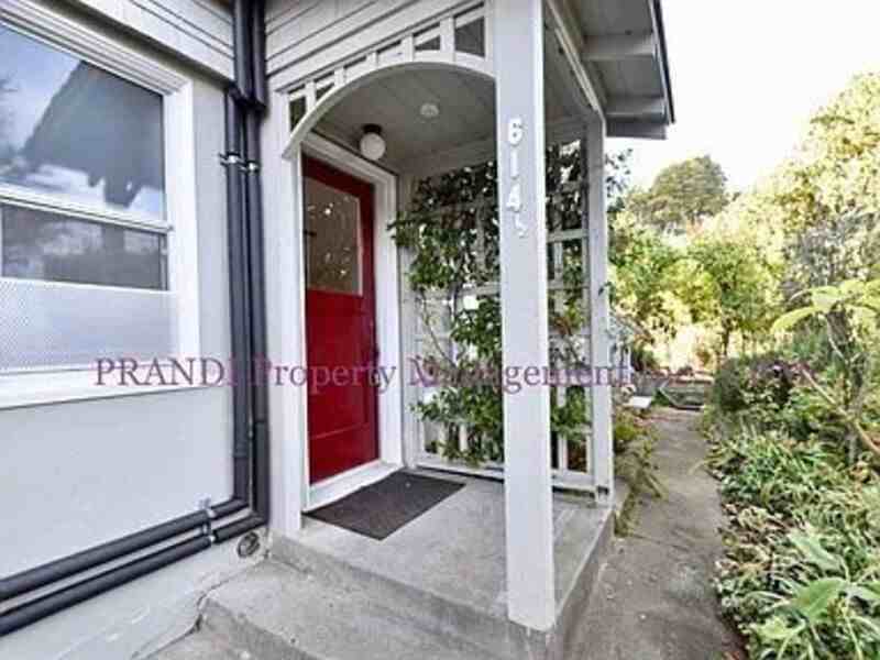 614 1/2 Spring St - Photo 2 of 14