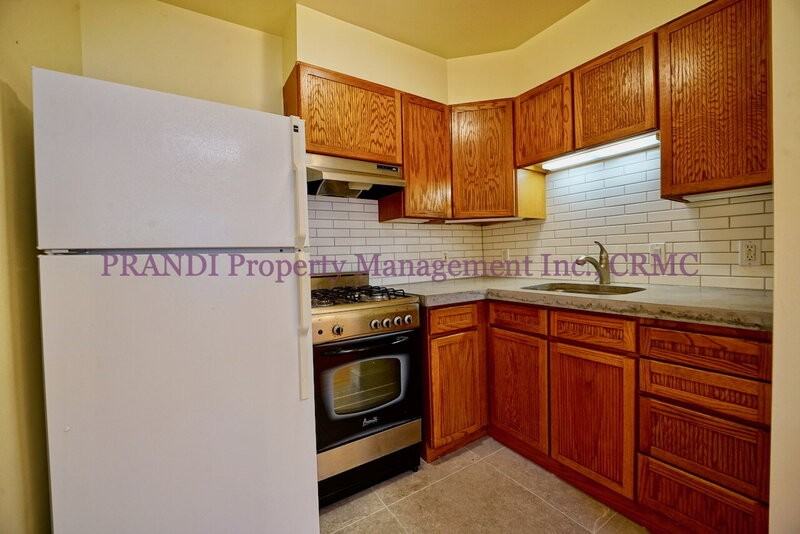 839 Reichert Ave #2 - Photo 3 of 7