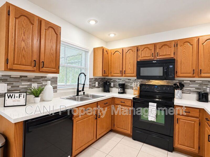 644 Allison Ave - Photo 6 of 30