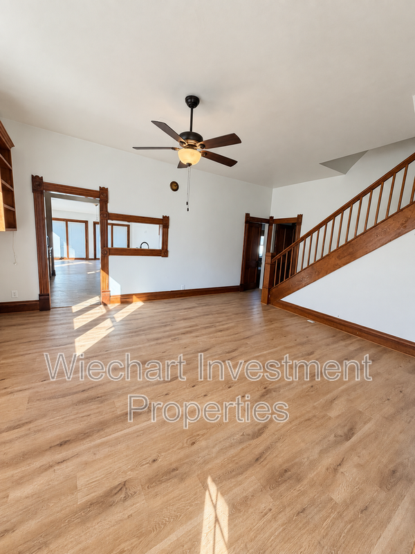 611 N Sugar St - Photo 2 of 23