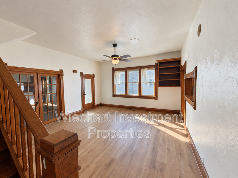 611 N Sugar St - Photo 4 of 23
