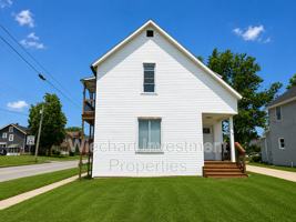 featured image of 1178 1/2 W Wayne St