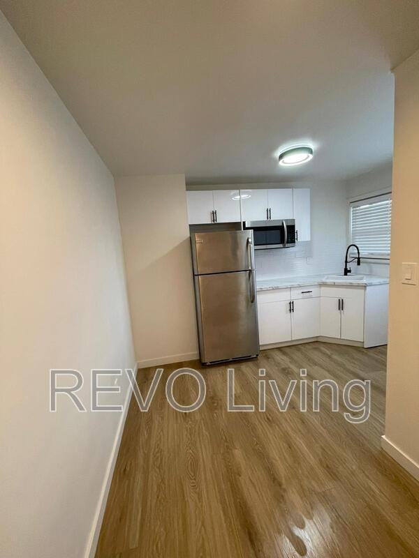 19 Wellington St #D - Photo 3 of 7